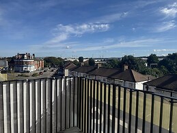 Enfield Cozy Apartment Retreat