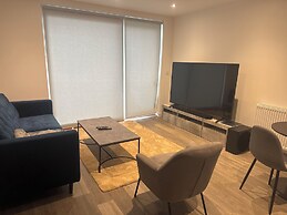 Enfield Cozy Apartment Retreat