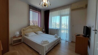 Quartz Hotels Varna Briz