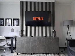 Renfrew Apartment Near Glasgow Airport