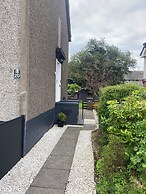 Renfrew Apartment Near Glasgow Airport