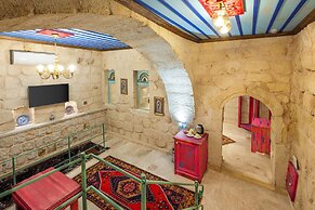 Han Cave Suites