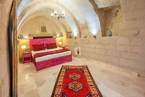 Han Cave Suites