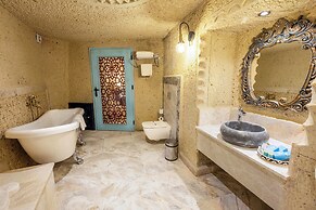 Han Cave Suites
