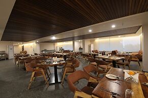 Clarks Inn Suites Jaipur