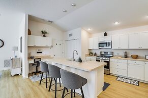 Screened Lanai: New-build Home in The Villages!