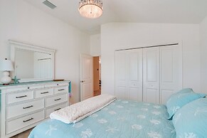 Screened Lanai: New-build Home in The Villages!