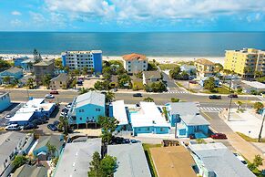 Madeira Beach Studio: Walk to John's Pass!