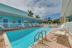 Madeira Beach Studio: Walk to John's Pass!