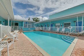 Madeira Beach Studio: Walk to John's Pass!