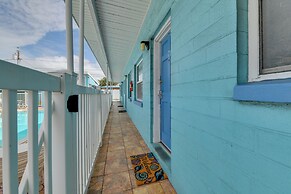 Madeira Beach Studio: Walk to John's Pass!