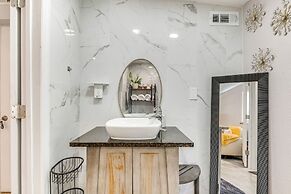 Apt 1 Mi to Riverfront in Titusville w/ Patio