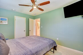Mins From Anna Maria Island: Bright Home w/ Pool!