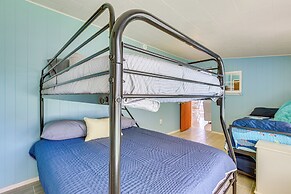 Mins From Anna Maria Island: Bright Home w/ Pool!