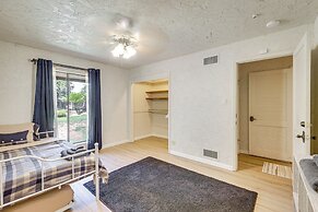 Spacious Home - 6 Mi to Downtown Fresno!