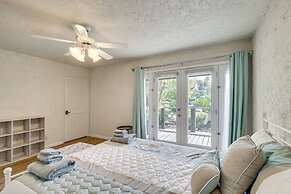 Spacious Home - 6 Mi to Downtown Fresno!