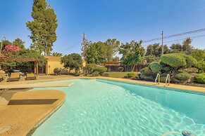 Spacious Home - 6 Mi to Downtown Fresno!