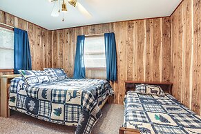 Cabin in Boulder Junction w/ Fire Pit + Deck!