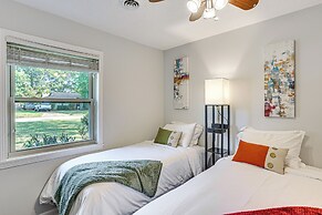 'dandy's Getaway' w/ Fire Pit & Yard in Henderson