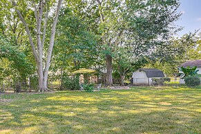 'dandy's Getaway' w/ Fire Pit & Yard in Henderson