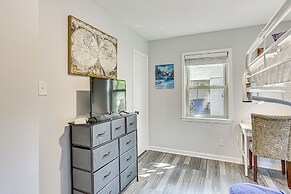 'dandy's Getaway' w/ Fire Pit & Yard in Henderson