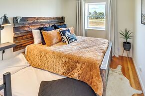 Mountain-view Log Cabin in Wyoming Wilderness