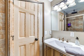 Skier's Paradise: Townhome w/ Deck in Cortland!