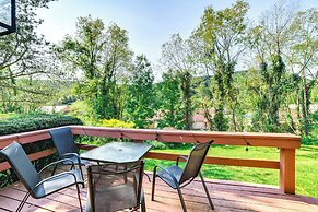 Skier's Paradise: Townhome w/ Deck in Cortland!