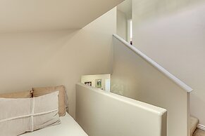 Golf Course & Mtn Views: Avon Gem w/ Gas Grill!