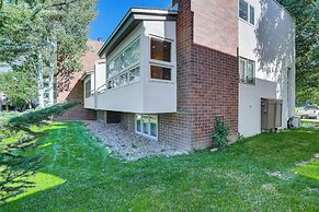 Golf Course & Mtn Views: Avon Gem w/ Gas Grill!