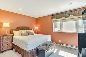 Golf Course & Mtn Views: Avon Gem w/ Gas Grill!