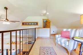 Fire Pit & Views: Pet-friendly Vermont Cabin