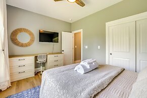 9 Mi to Smith Mountain Lake: Getaway in Moneta!