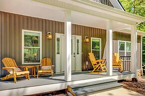 9 Mi to Smith Mountain Lake: Getaway in Moneta!