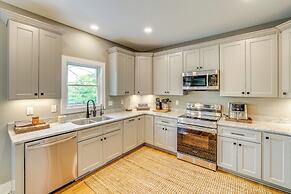 9 Mi to Smith Mountain Lake: Getaway in Moneta!