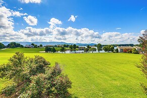 Bernard's Landing Condo w/ Lake & Pool Access!