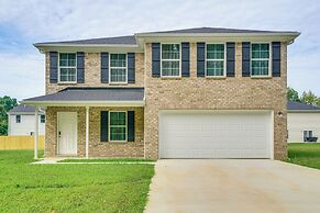 Spacious Home: 8 Mi to Bernheim Arboretum!