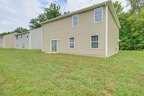 Spacious Home: 8 Mi to Bernheim Arboretum!