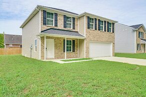 Spacious Home: 8 Mi to Bernheim Arboretum!