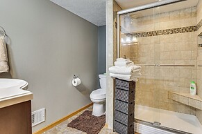 Beloit Home w/ Deck: 3 Mi to Health System Campus