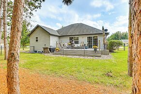 Beloit Home w/ Deck: 3 Mi to Health System Campus