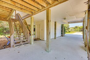 Walk to Beaches: Home w/ Patio in Surf City!