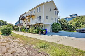 Walk to Beaches: Home w/ Patio in Surf City!