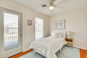 Walk to Beaches: Home w/ Patio in Surf City!