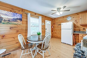 Cabin w/ Hot Tub, Near Smoky Mountains Natl Park!