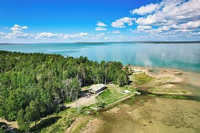 Serene Lake Huron Gem w/ Fishing Dock!