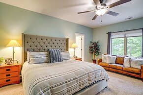 Home w/ Hot Tub, 1 Mi to Wintergreen Resort Slopes