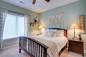 Home w/ Hot Tub, 1 Mi to Wintergreen Resort Slopes