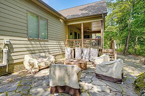 Home w/ Hot Tub, 1 Mi to Wintergreen Resort Slopes