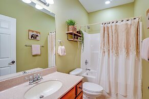 Home w/ Hot Tub, 1 Mi to Wintergreen Resort Slopes